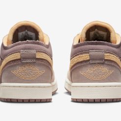 Air Jordan 1 Low SE Craft Taupe Haze Mint Foam DN1635-200 -Adidas store Air Jordan 1 Low Inside Out DN1635 200 Release Date 5