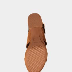 Aerosoles Women's Sandal In Cognac 3 Aerosoles Women's Sandal In Cognac -Adidas store Camera 543 AV5 4e126b1c 8d6e 416f 9e34 1f55c36d9e33 1600x