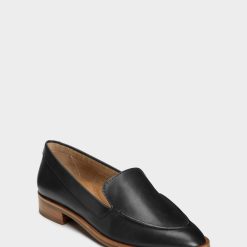 Adidas store -Adidas store EAST SIDE 002 02 1600x