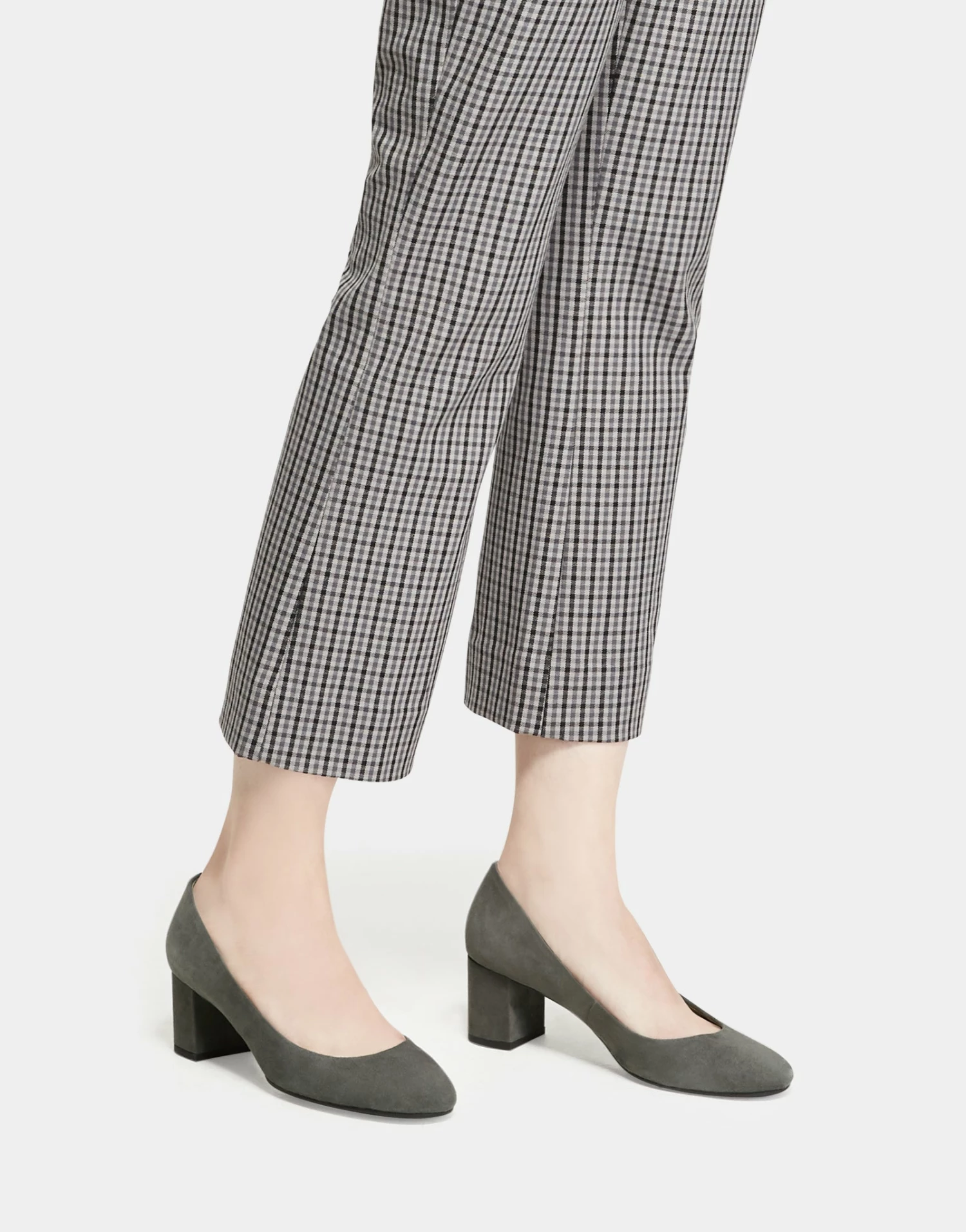 Aerosoles Women's Pump In Champagne - Image 6