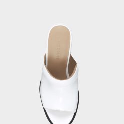 Aerosoles Women's Sandal In White -Adidas store Echo 155 AV4 1600x