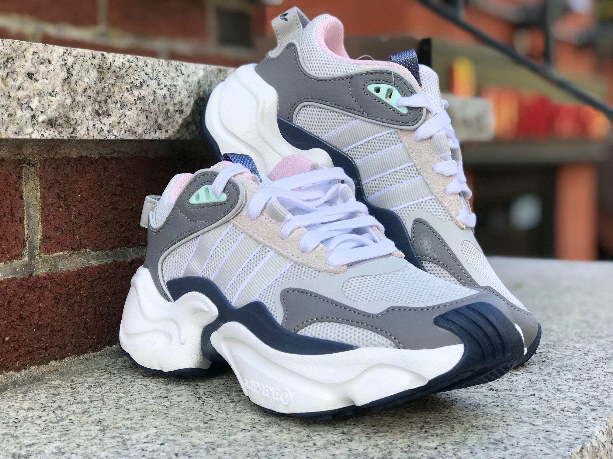 Adidas Womens Magmur Runner EE5045 Grey Raw Steel Adidas Womens Magmur Runner EE5045 Grey Raw Steel -Adidas store IMG 3966