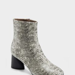 Adidas store -Adidas store Myla 162 02 1600x