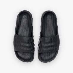 Adidas Adilette 22 Carbon Carbon GX6949 3 Adidas Adilette 22 Carbon Carbon GX6949 -Adidas store PhotoRoom 007 20221002 160825