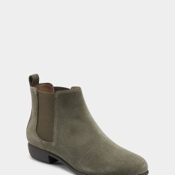 Adidas store -Adidas store Step Dance 247 AV1 1600x