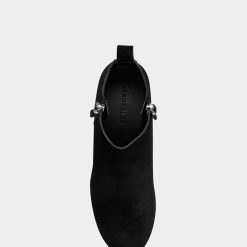 Aerosoles Women's Ankle Boot In Black 2 Aerosoles Women's Ankle Boot In Black -Adidas store Stewart 004 AV4 1600x