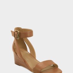 Adidas store -Adidas store WILLOWBRO 293 02 1600x